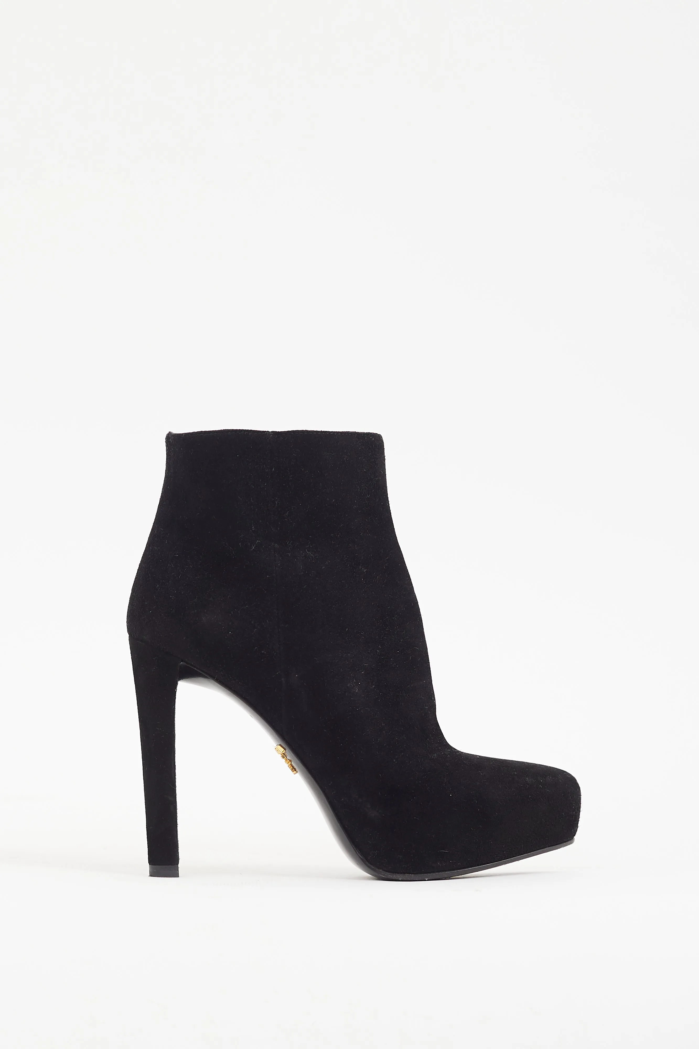 Black Suede Pointed Boot