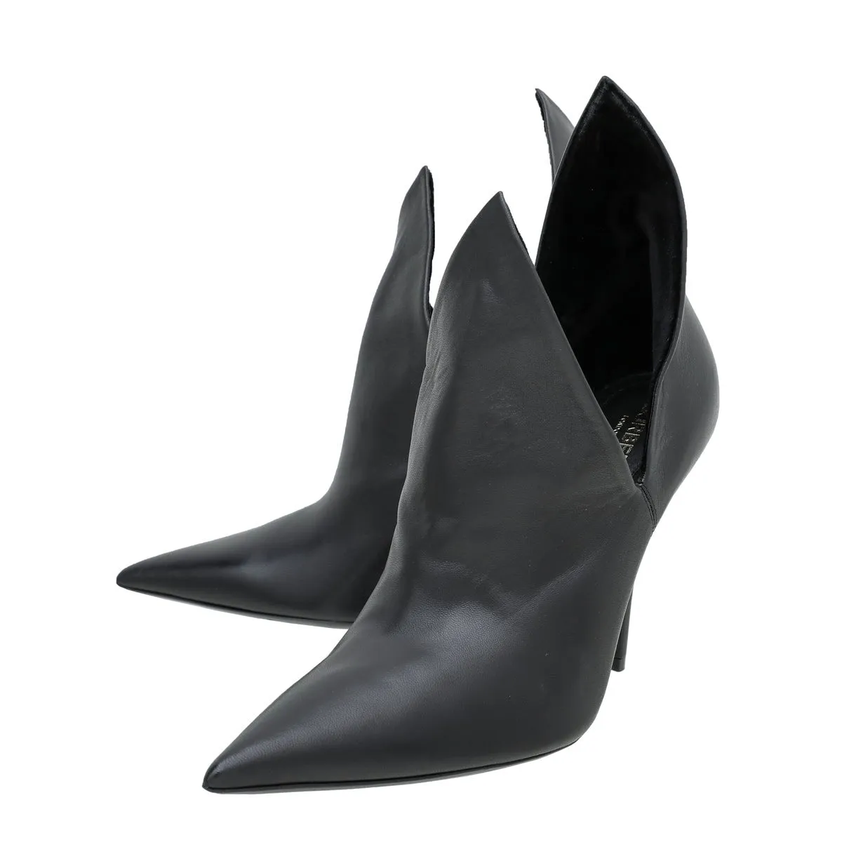 Burberry Black Essendon Pumps 37