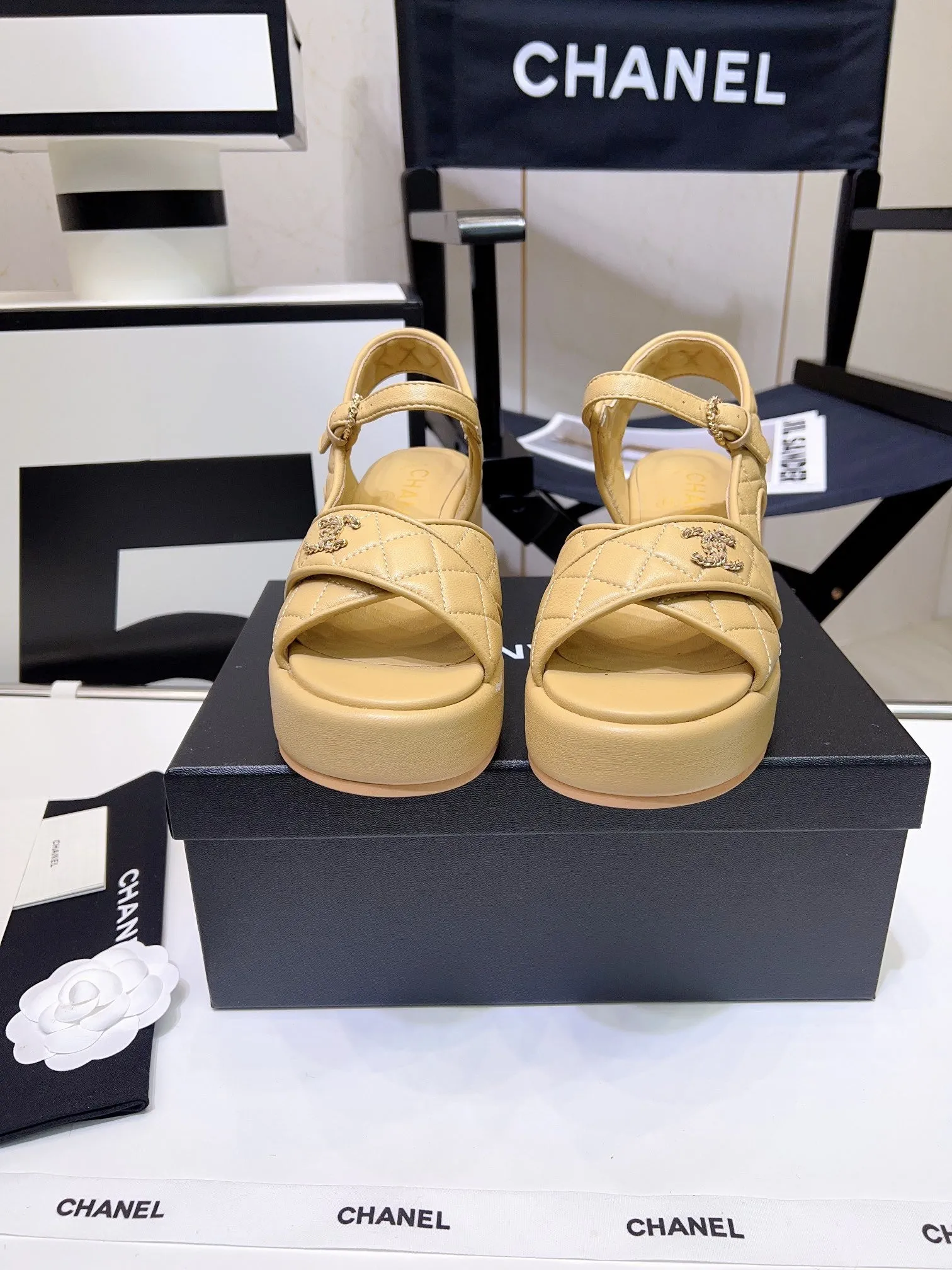 SE1041 CC Sandals / Size4-9