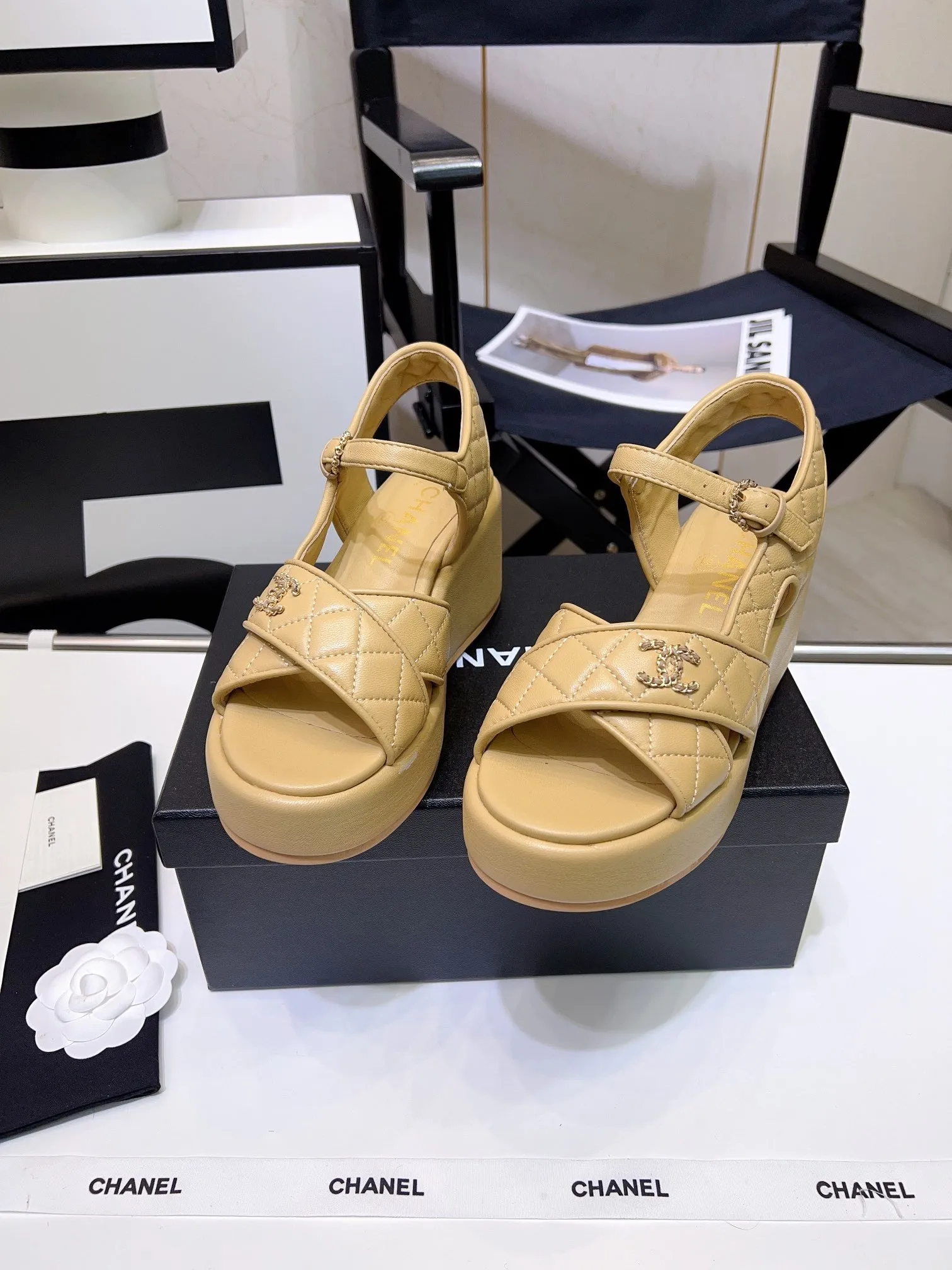 SE1041 CC Sandals / Size4-9