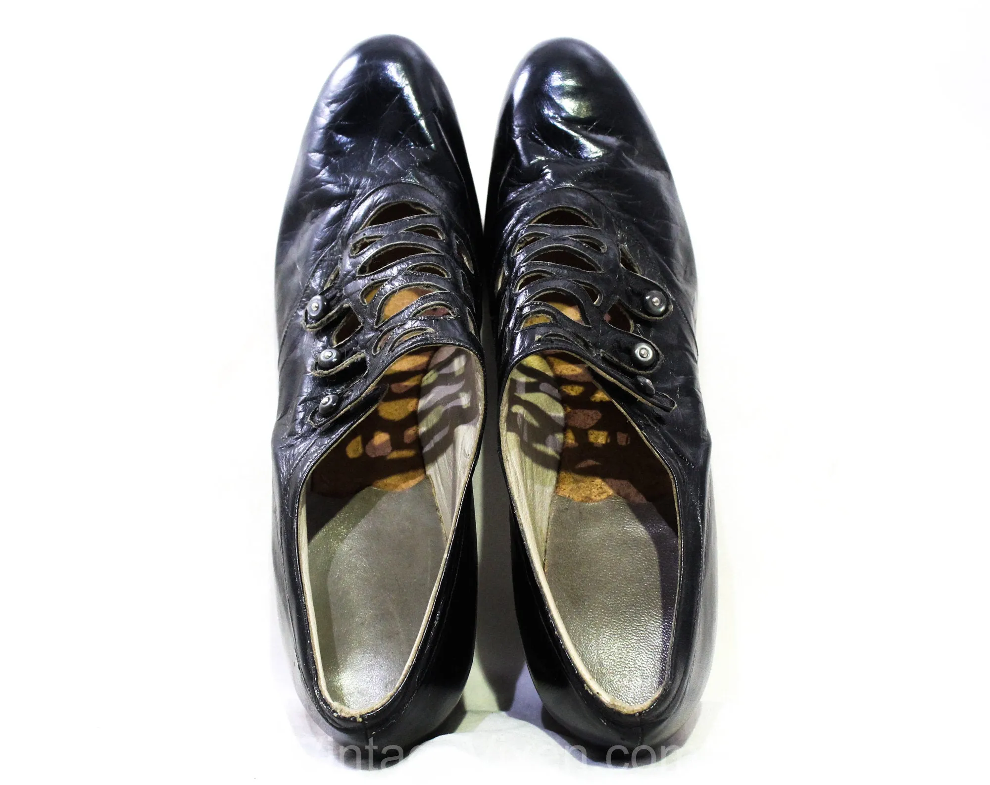Size 6 Antique Shoes - 1910s Titanic Era Black Leather Pumps - Edwardian Pointed Toes - Lattice Buttoned Closure - Stacked Wooden Heels
