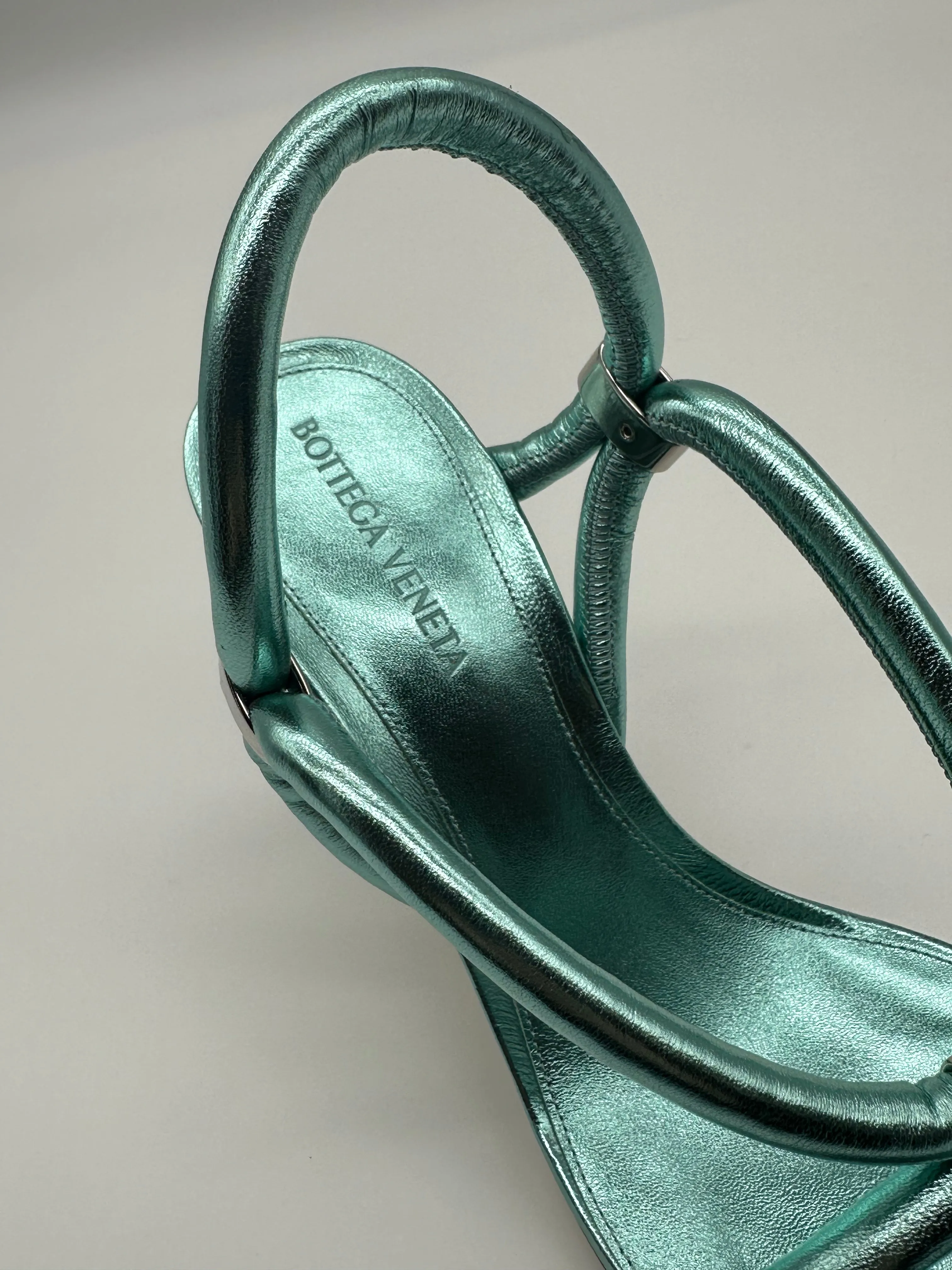 Stretch Sandal